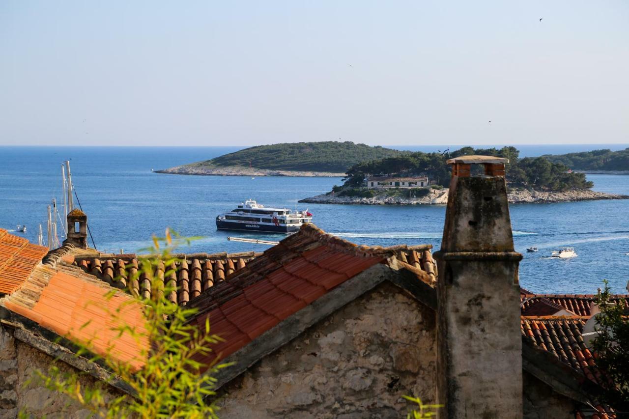 Apartments Sunset Hvar Town Exterior photo